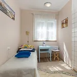 Home, Artapart