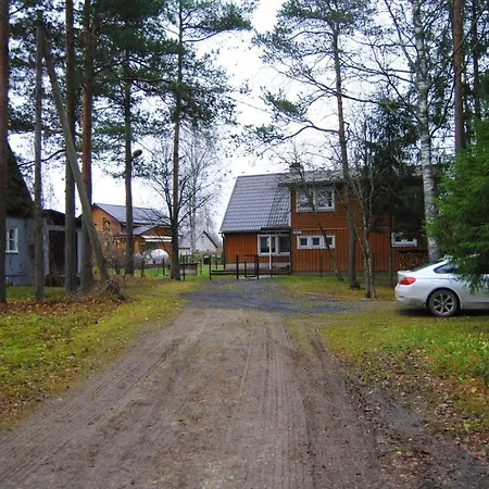 公寓 Home, A Simple House