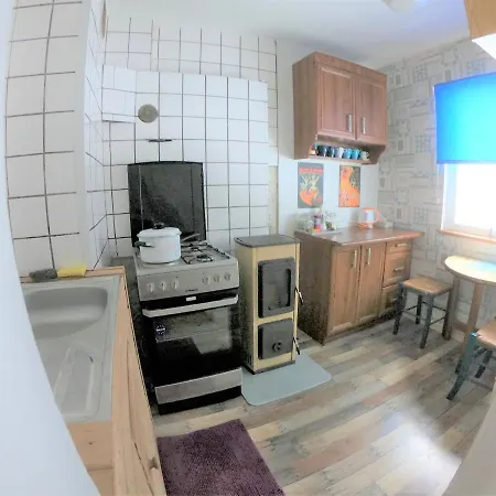 公寓 Home, A Simple House