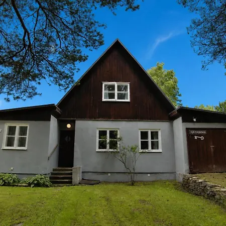 Puhkemaja - Murunella *