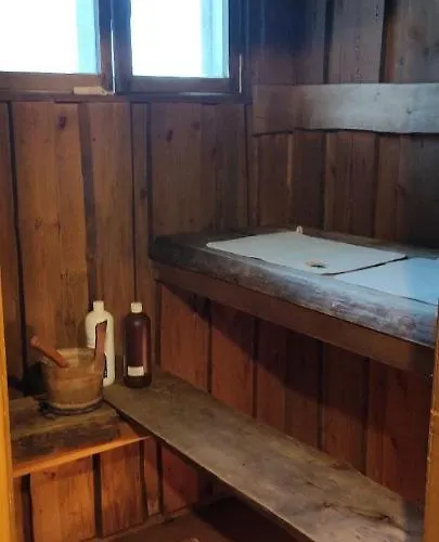 Home, A Simple House Daire *